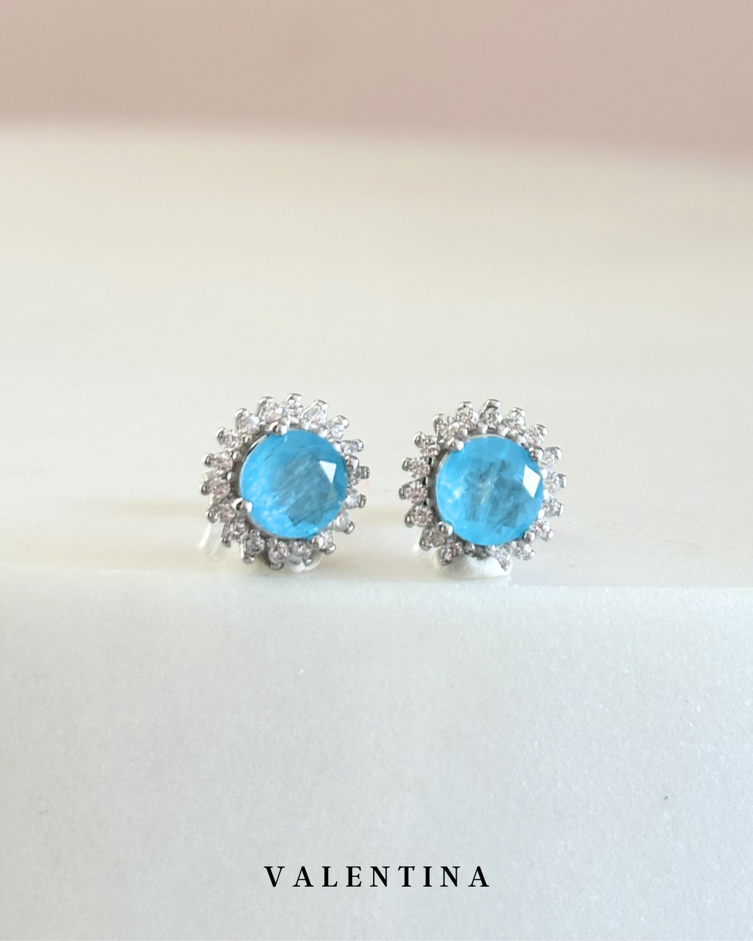 ARETES ELIANA
