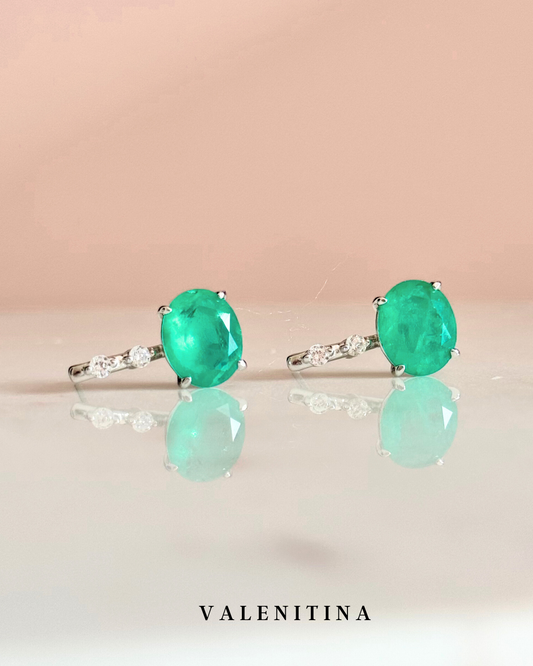 ARETES OLIVIA
