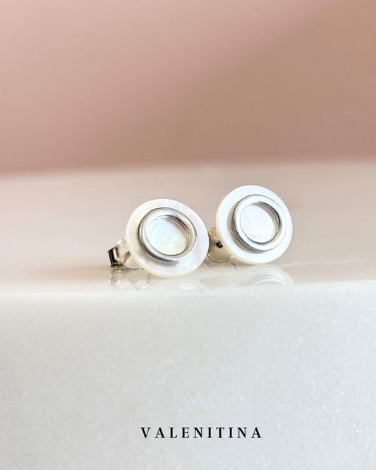ARETES DANIELA