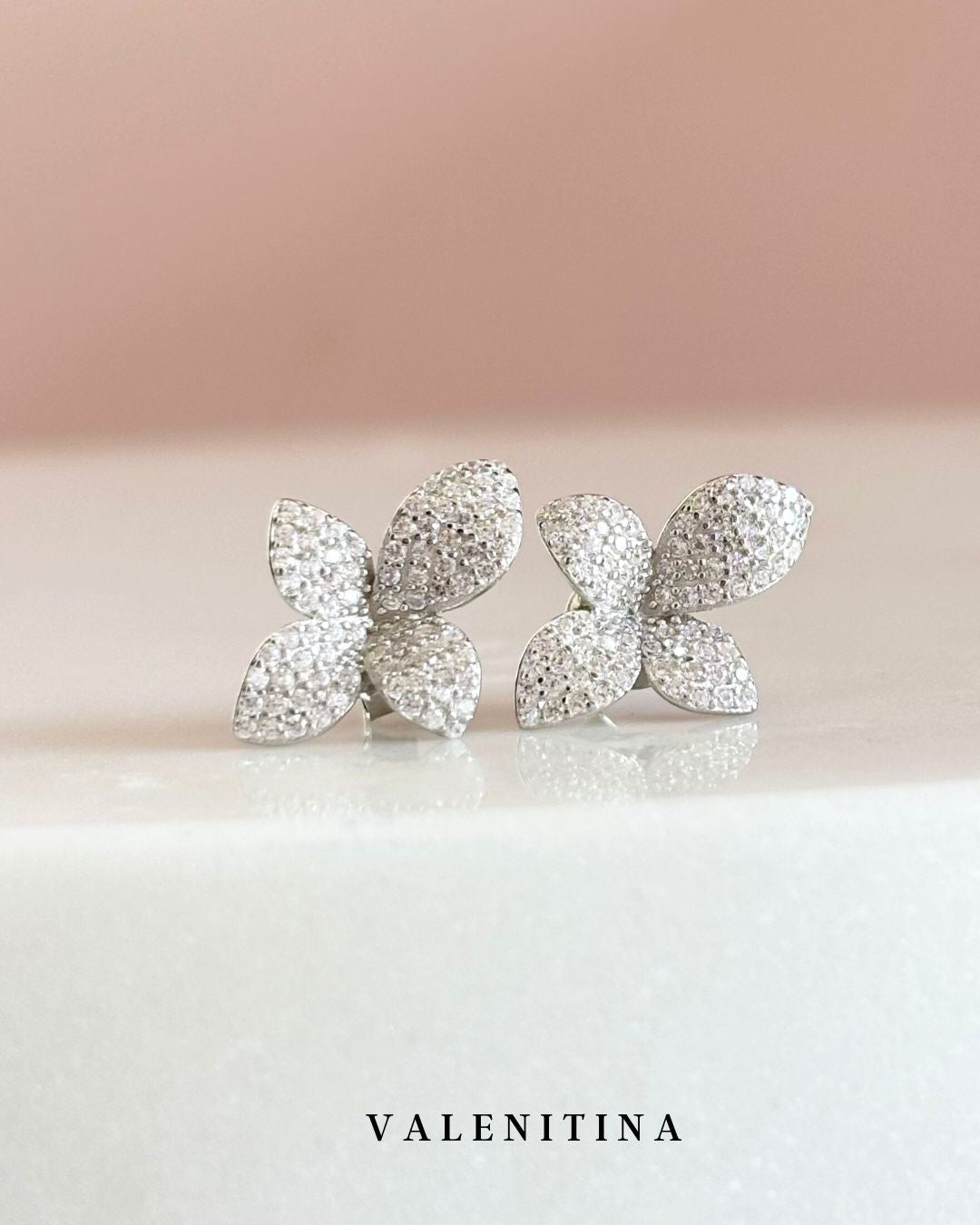 ARETES KATE
