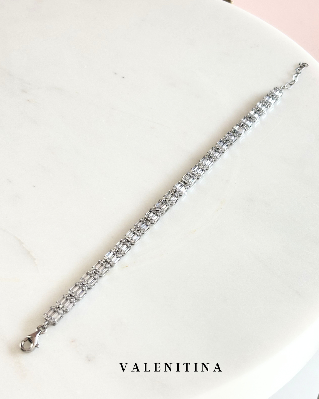PULSERA ABRIL