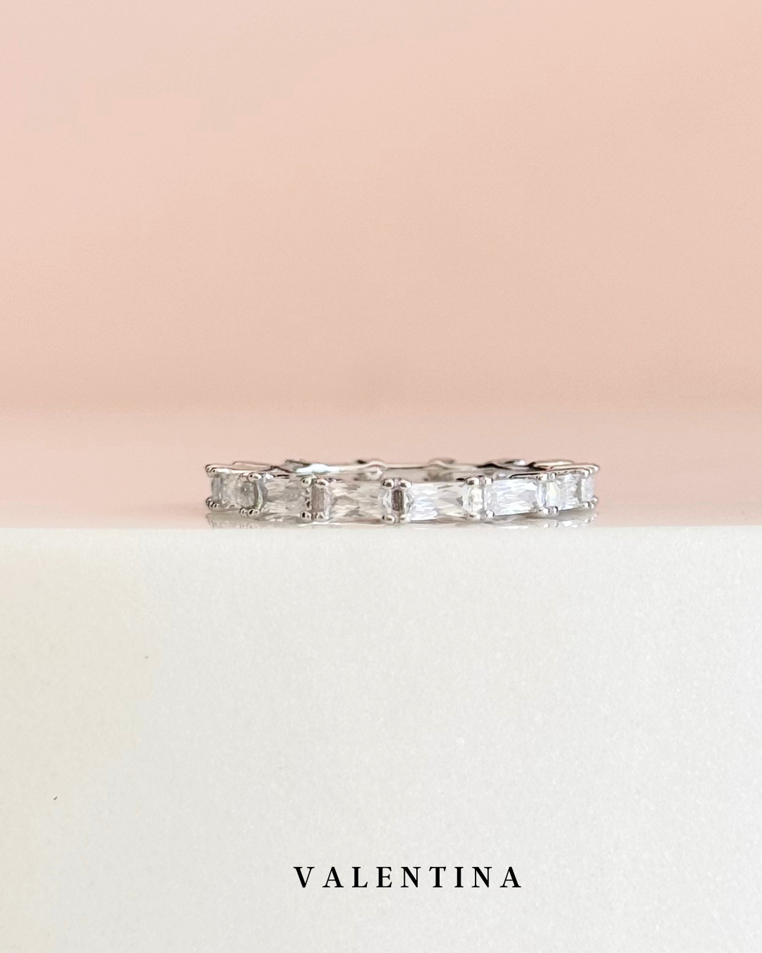 ANILLO KARLA